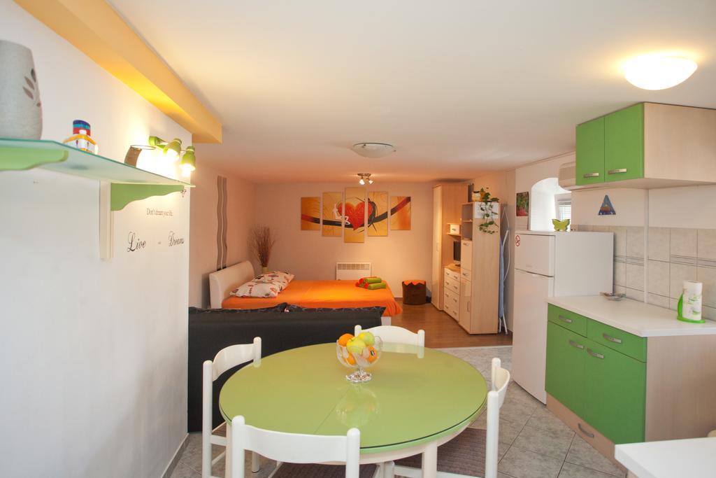 Paradise Apartment With Big Sunny Terrace In The Old Town, Few Meters From The Sea & Riva Promenade Сплит Номер фото